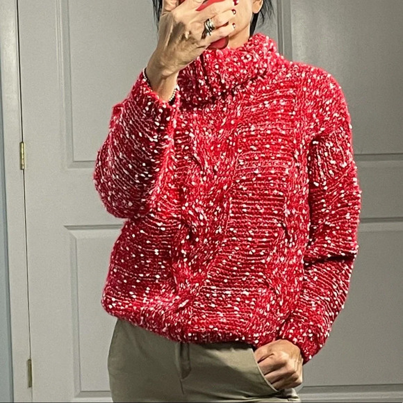 P. LUCA Red and White Wool Blend Chunky Crop Turtleneck Sweater size M/L - Picture 1 of 11